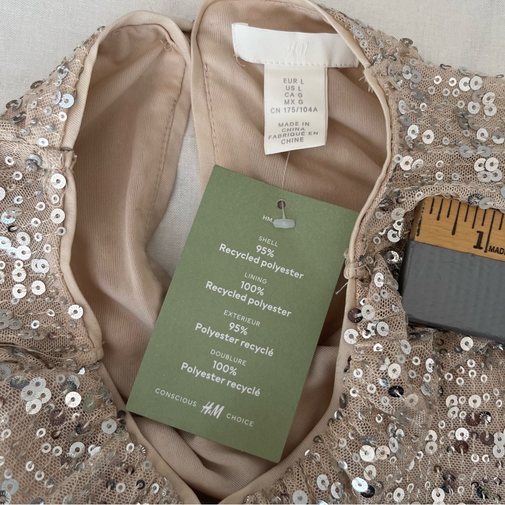 NWT H&M Women’s Sequence White Gold Blouse Elastic Waist Long Sleeve Size L - Picture 8 of 11